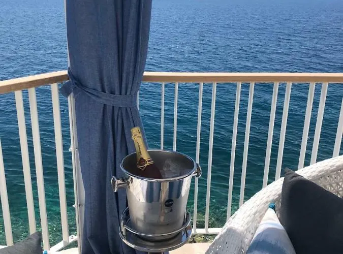 Villa Beline Direct Aan Zee, Verwarmd Zwembad En Sauna *
