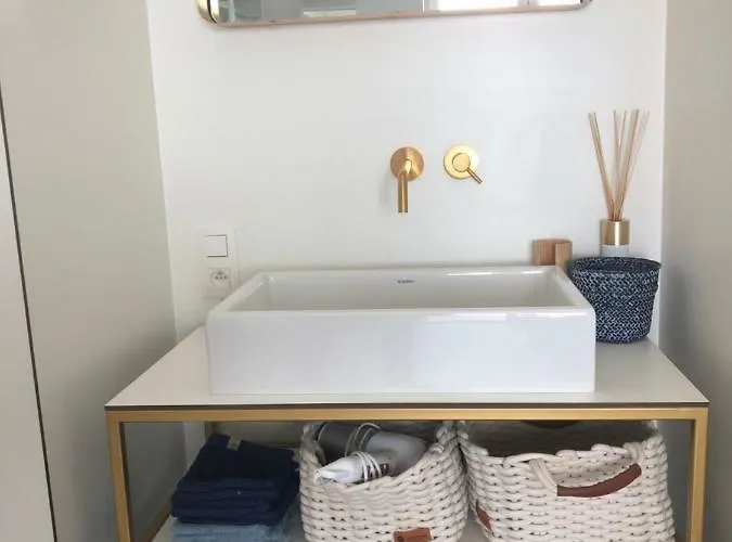 Vila Beline Direct Aan Zee, Verwarmd Zwembad En Sauna